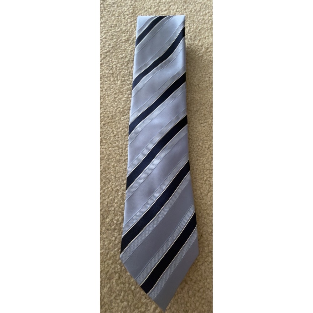 Donald J Trump Signature Collection Men's Silk Tie Blue Navy Stripe Gold Bar